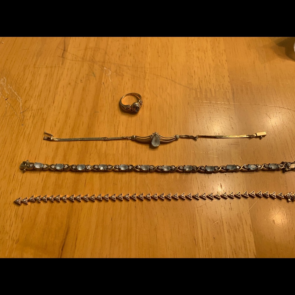Lot of Jewelry
